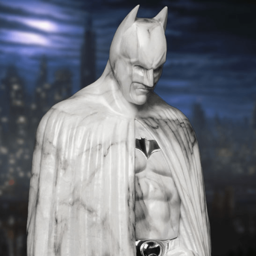 Estátua The Dark Knight Memorial (Statue White Faux Marble Texture Edition)  - The Dark Knight Rises - Master Craft - Beast Kingdom - ironstudios